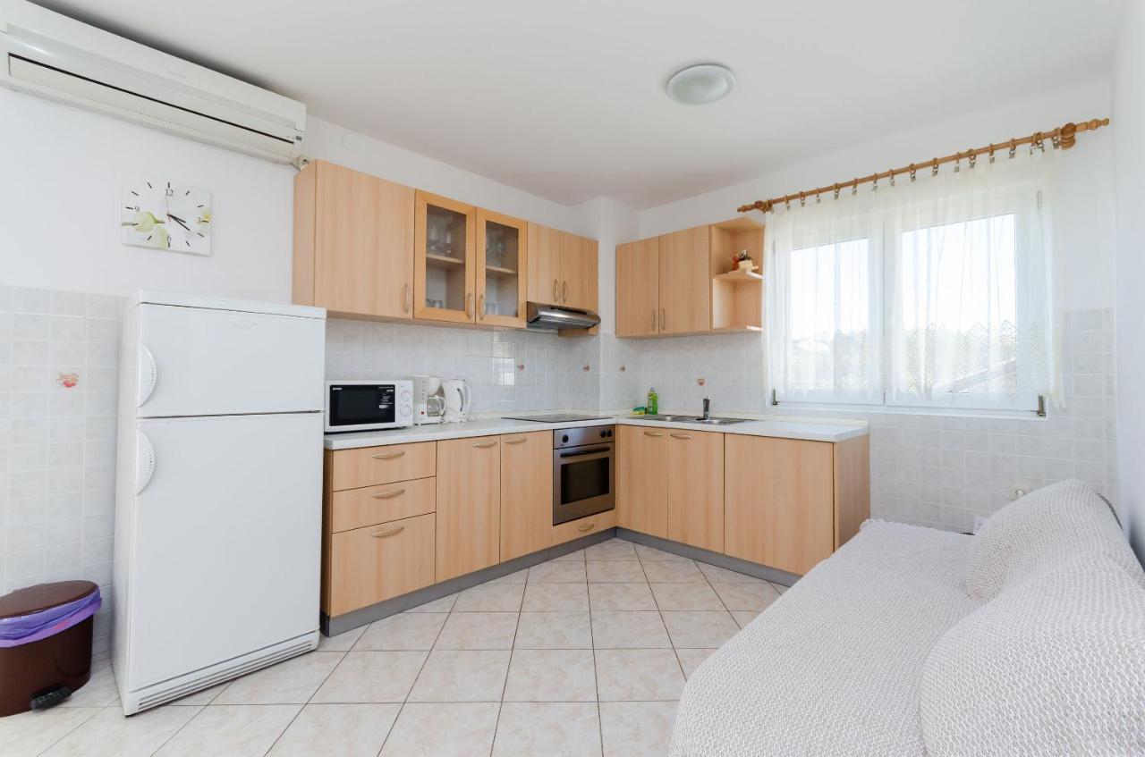 Apartments Marija P Lopar Eksteriør billede